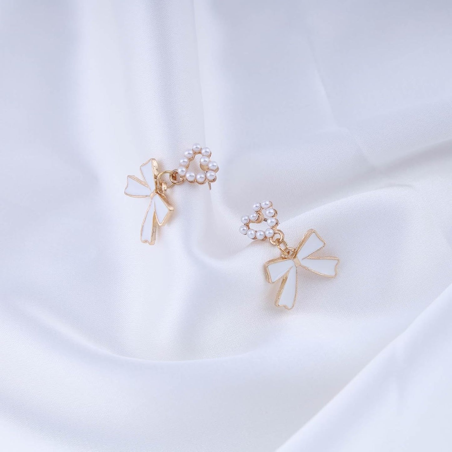 Vintage Pearl Bow Dangle Earrings Pearl Heart Earrings Gold Pearl Bow Stud Earrings Pearl Heart Bridal Earrings Jewelry for Women
