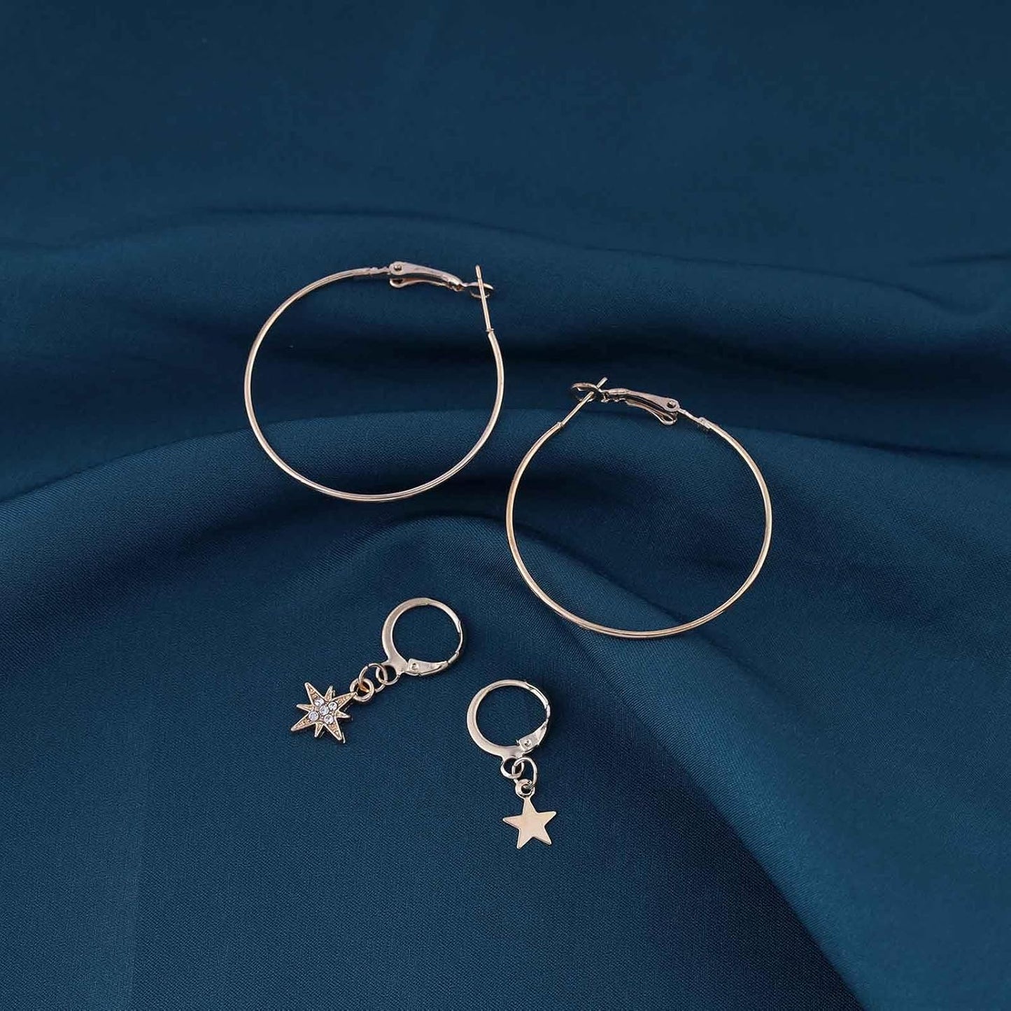 Vintage Exaggerated Circle Dangle Earrings Crystal Star Hoop Earrings Gold Hollow Large Hoop Earrings Circle Star Drop Earrings Jewelry for Women