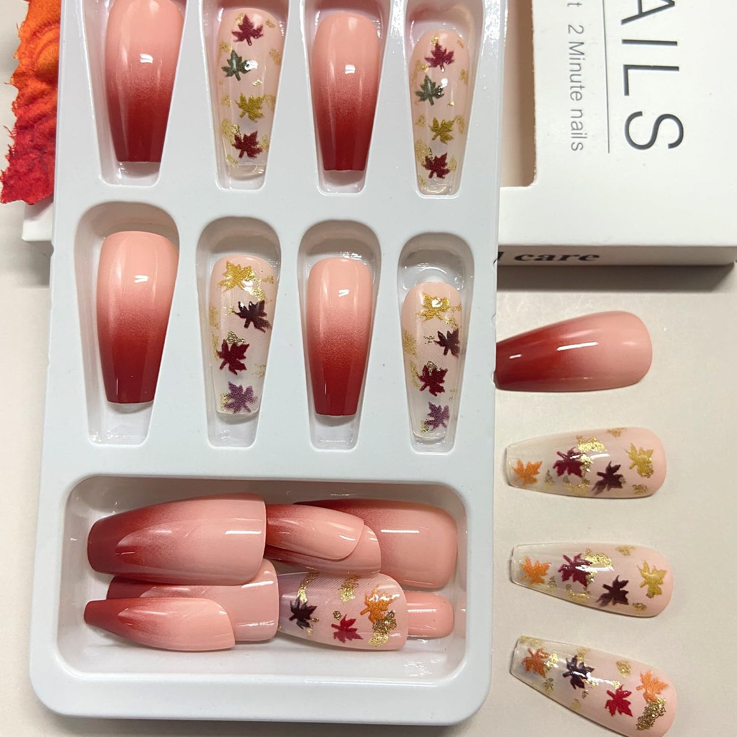 Fall Press on Nails Maple Leaf Sequins Fake Nails Thanksgiving Gradient Long Coffin Nail Glossy Autumn Maple Leaves Acrylic Glue on Nail for Women DIY Manicure