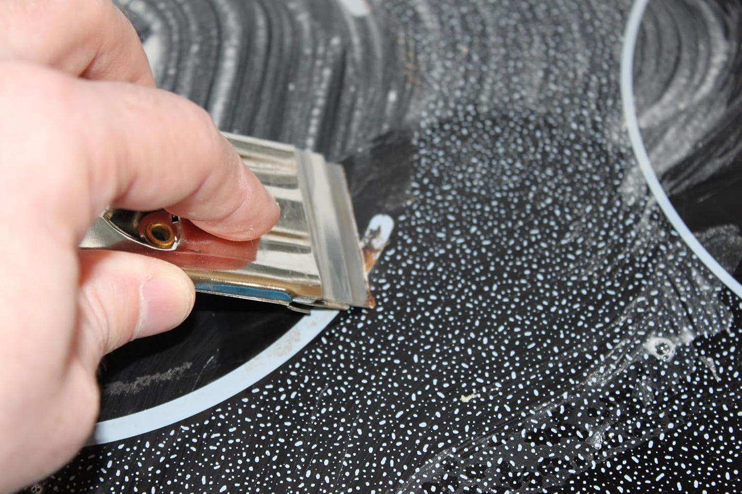 Single Edge Razor Blade 10 Pack - Straight Edge Razor - Ten Sharp Flat Blades in Convenient Storage Box - Oven Scraper Razors Refills - Heavy Duty Single Sided