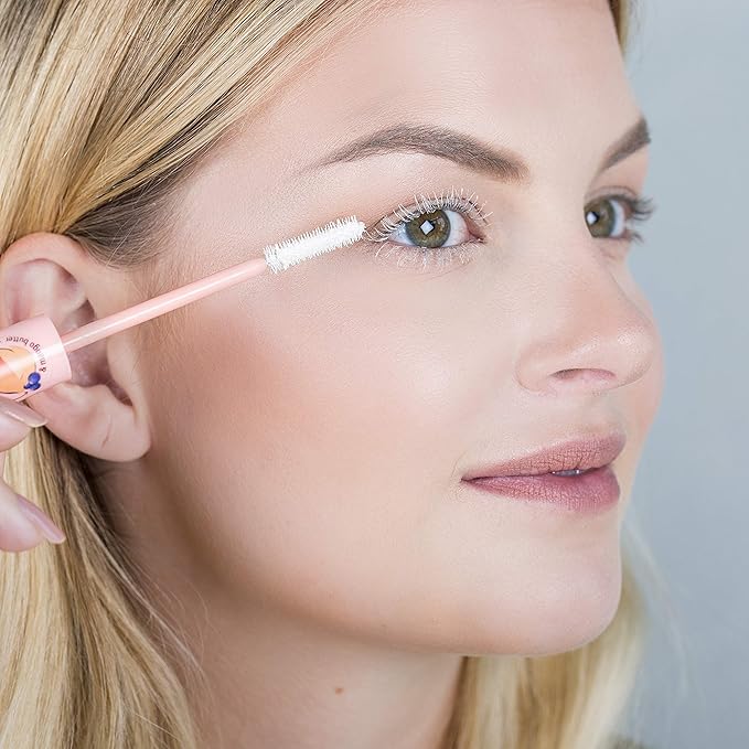 essence | Volume Booster Lash Primer Mascara | Infused with Mango Butter and Acai Oil for Nurtured Lashes | Conditioning Mascara Primer | White | Vegan | Paraben & Cruelty Free (Pack of 1)